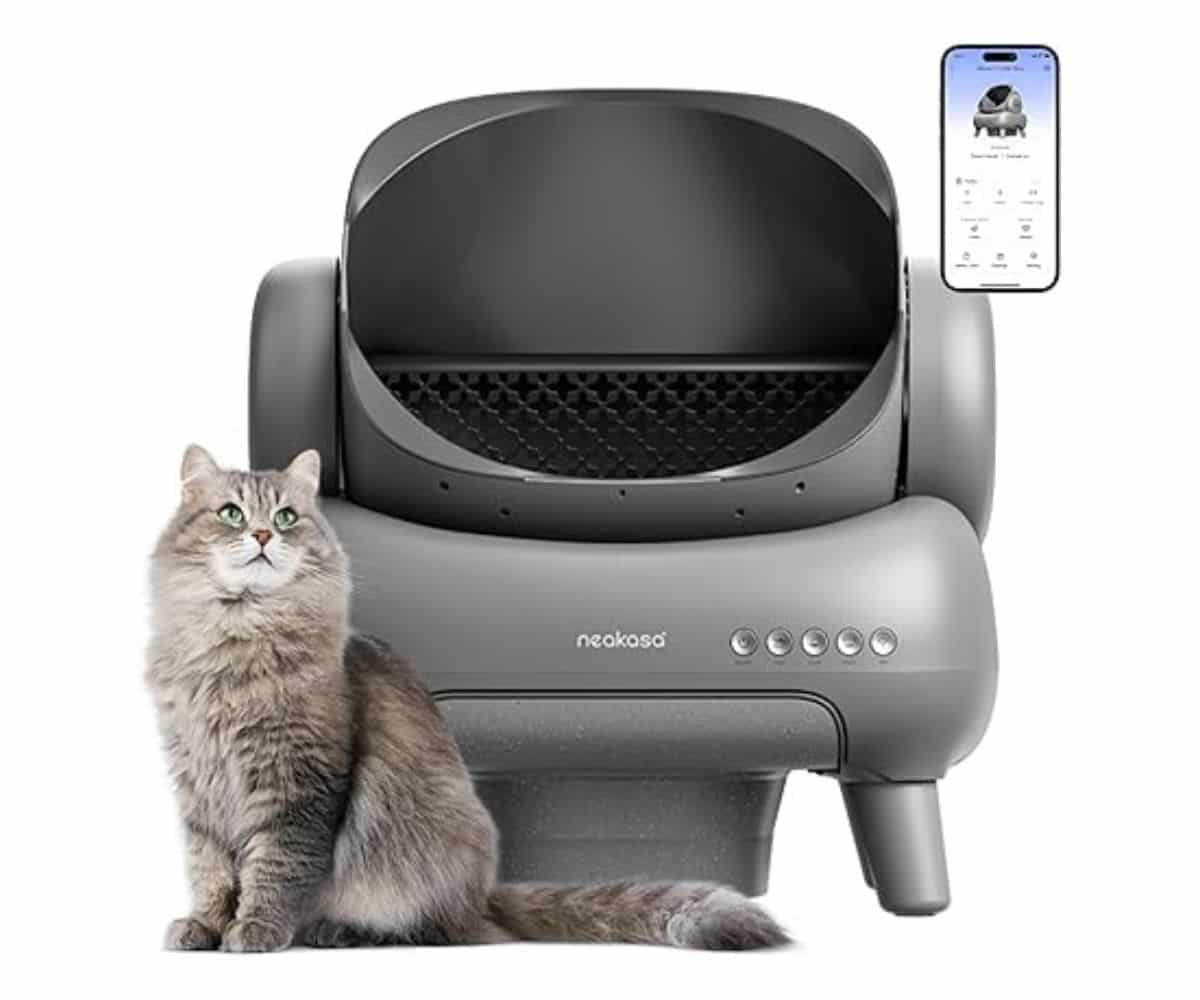Neakasa M1 Open-Top Self Cleaning Cat Litter Box with App Control.
