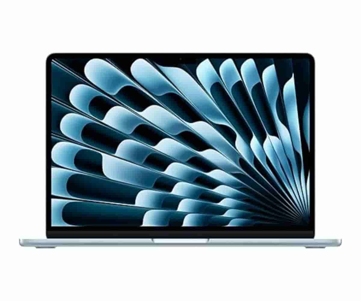 Apple MacBook Air 13″ with M4, 16GB RAM, Liquid Retina display
