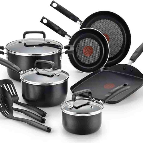 Why the T-fal Signature Set is the best budget nonstick cookware set